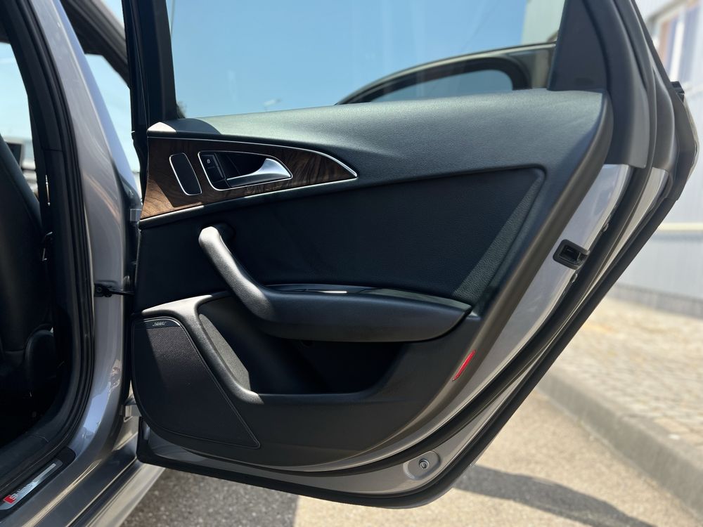 Продам AUDI A6  2015р 2.0 бензин