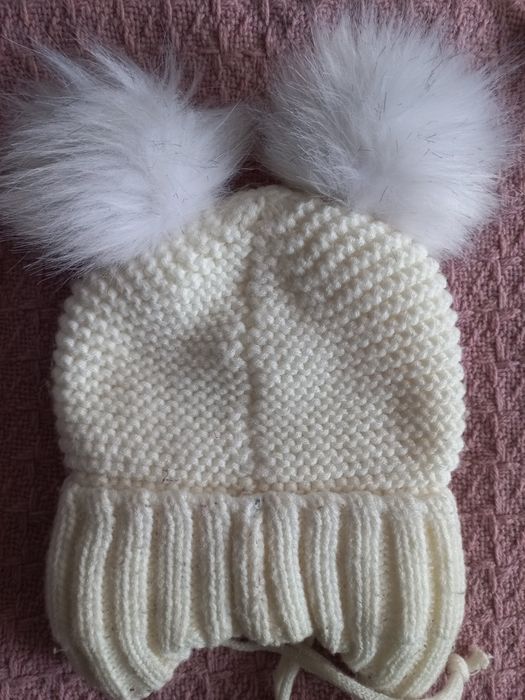 Шапка для дівчинки