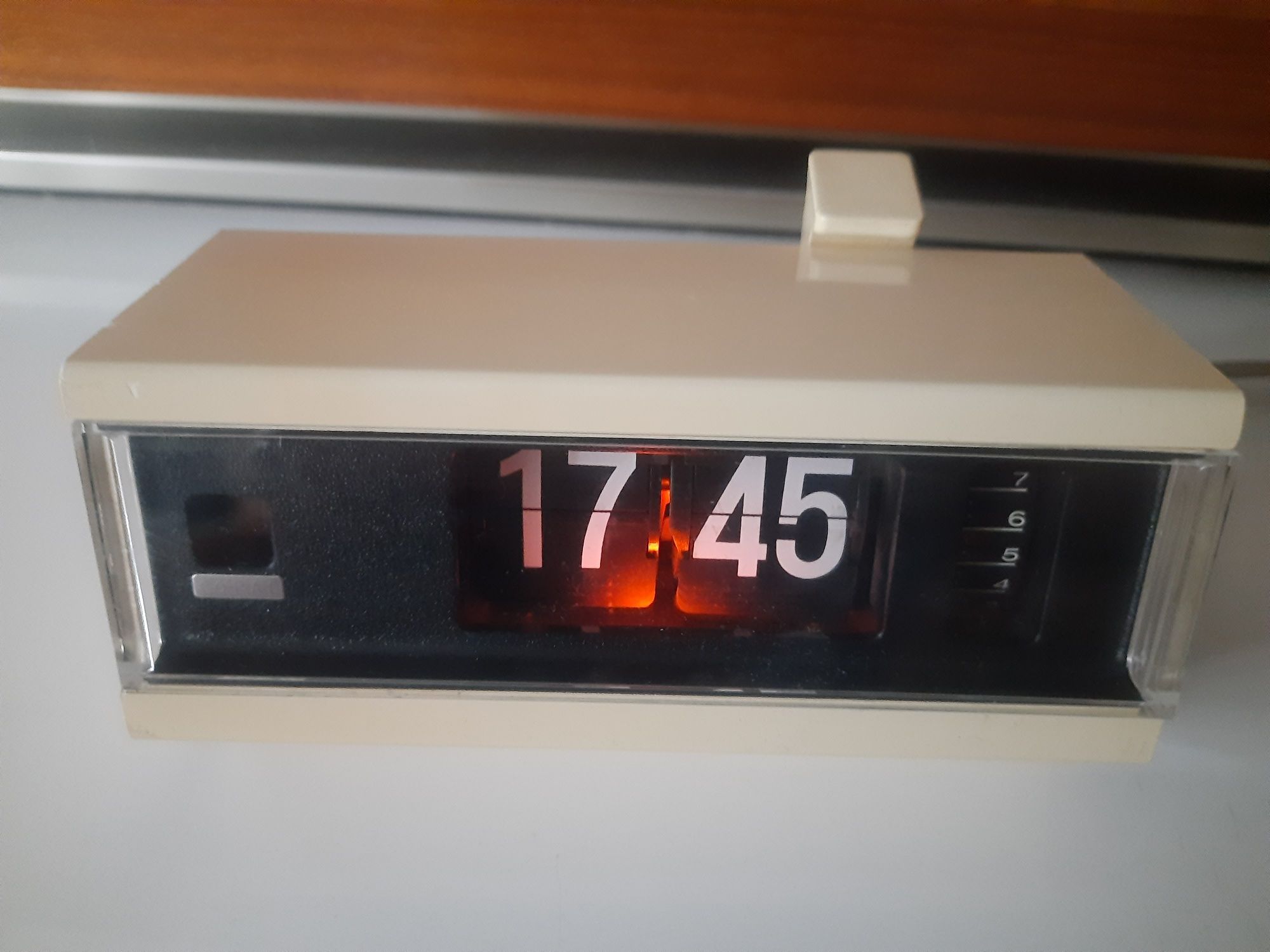 Flip Clock Zegar klapkowy z budzikiem Copal 227
