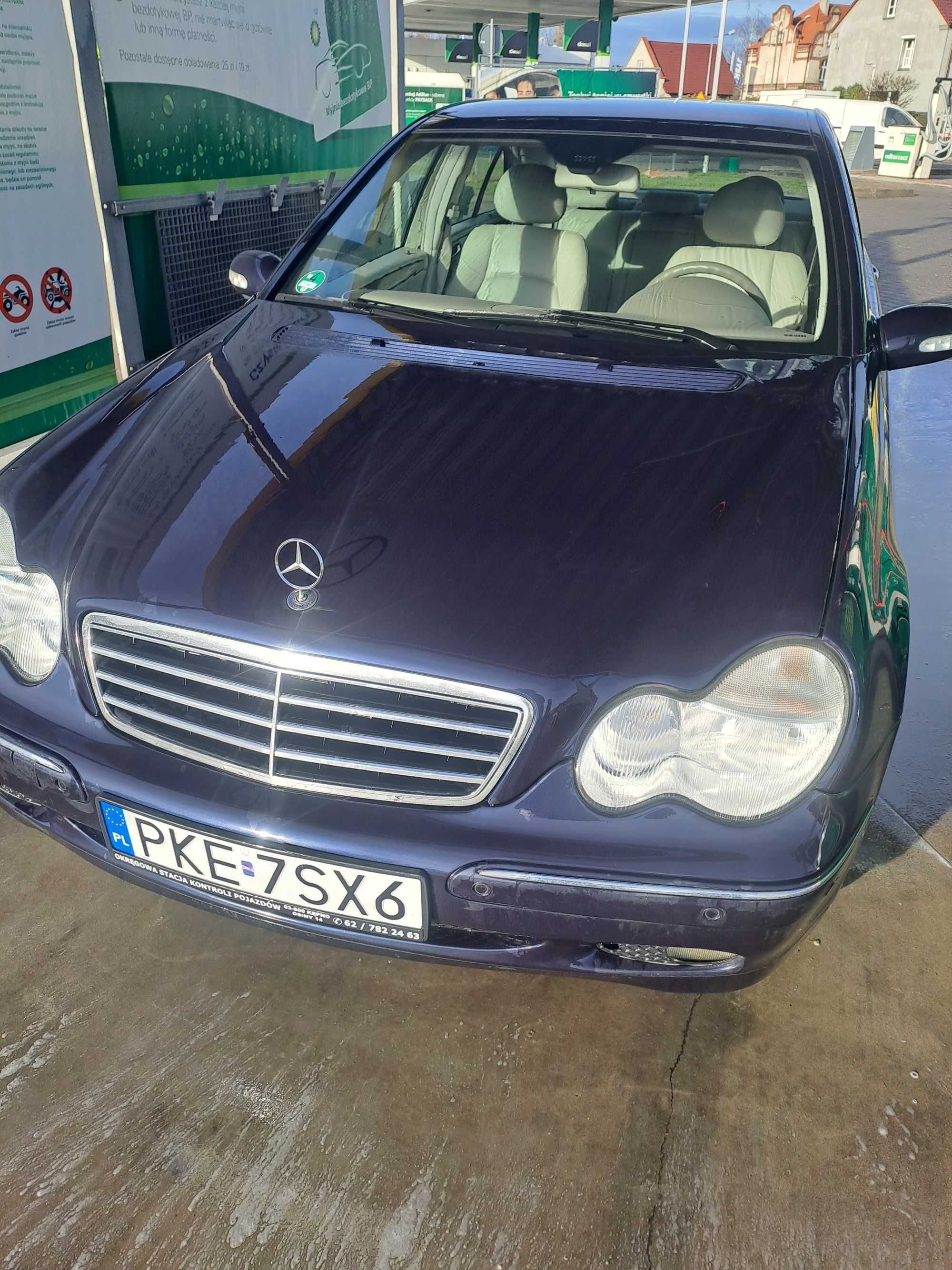 Mercedes-Benz C 180 Elegance 142000km