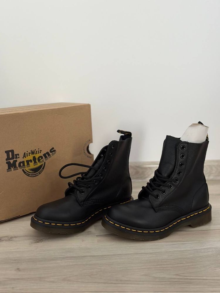 DR. MARTENS Черевики 1460 Pascal Black