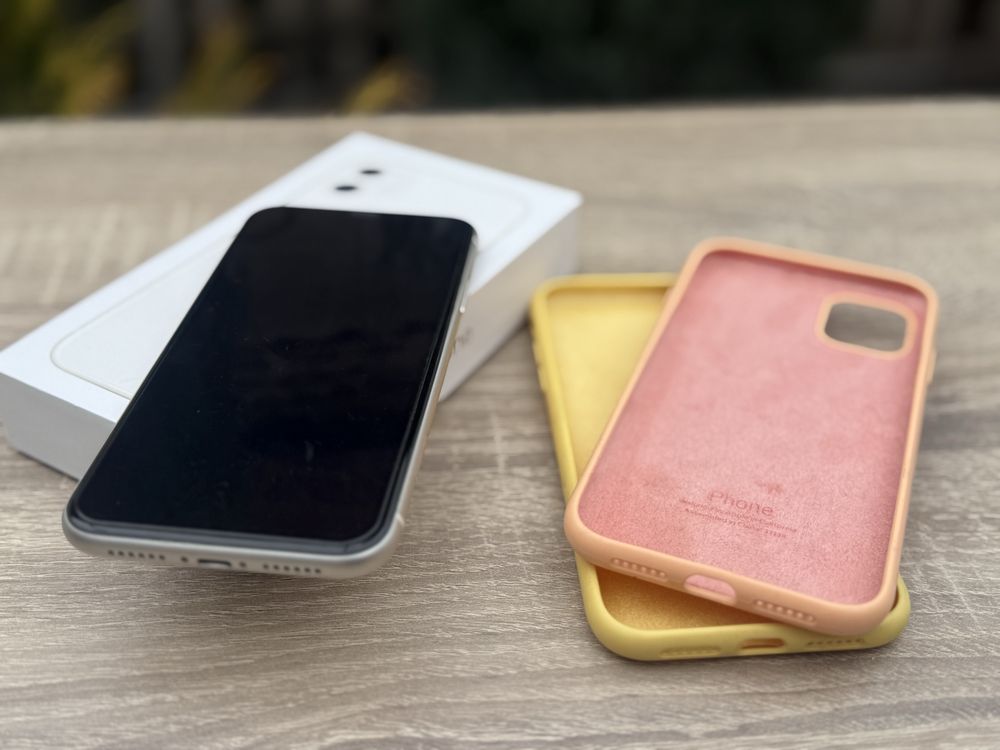 Apple IPhone 11 128gb ідеальний стан