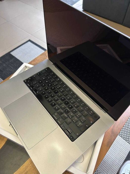 Ноутбук Apple MacBook Pro 16" M1 Pro 16/512GB Space Grey (MK183) 2021