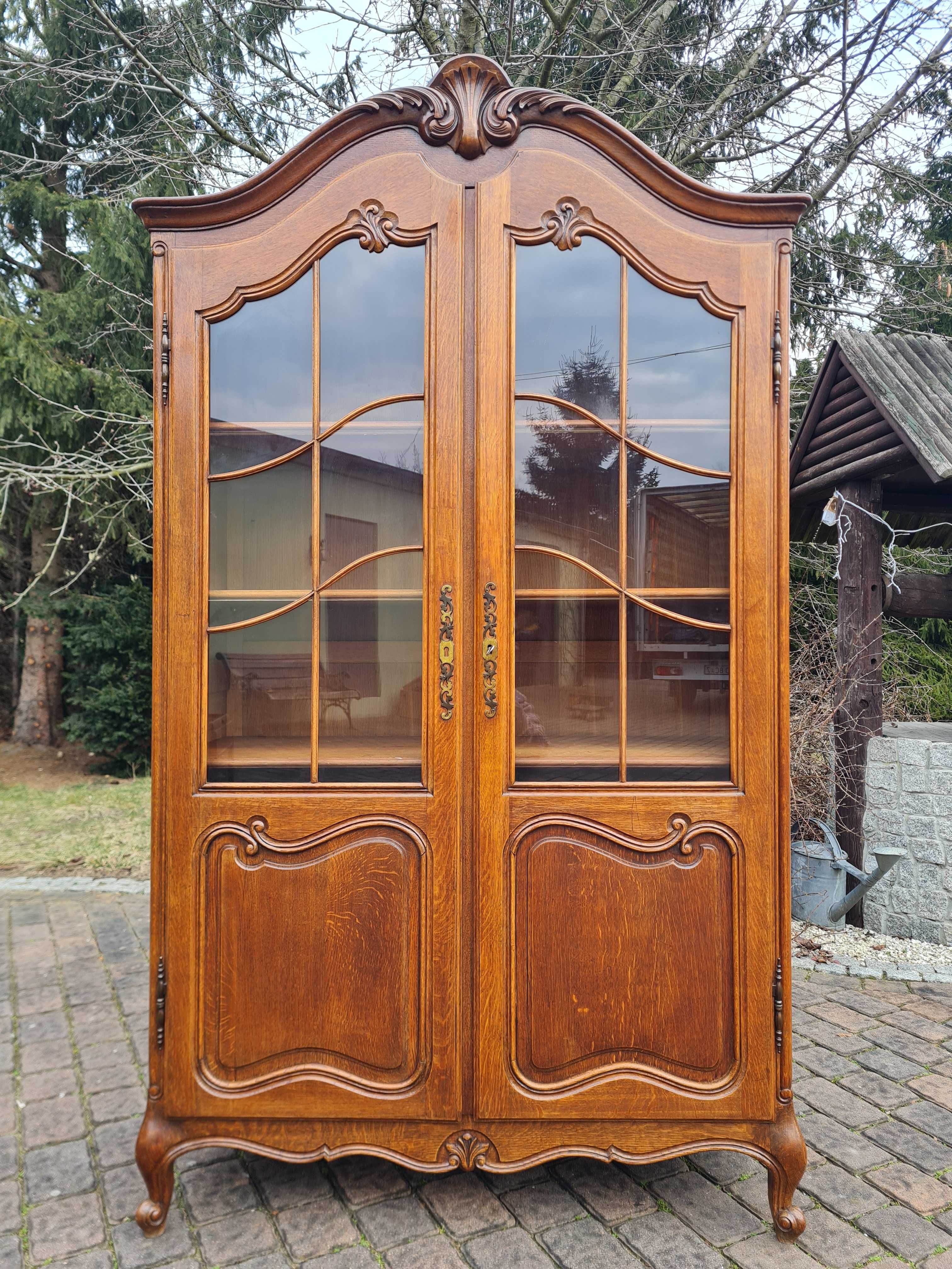 Ludwikowska Witryna Biblioteka biblioteczka
