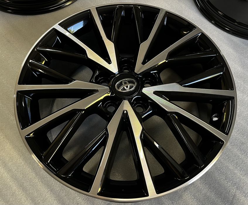 Felgi 18 5x114,3 ET50 Toyota CH-R chr rav4 corolla auris avensis
