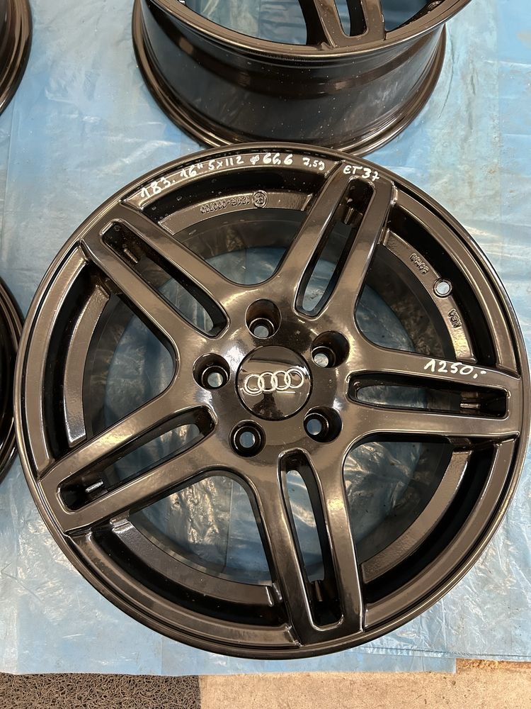 183 Felgi Aluminiowe AUDI R 16 5x112 otwór 66,6 Bardzo Ładne Czarne
