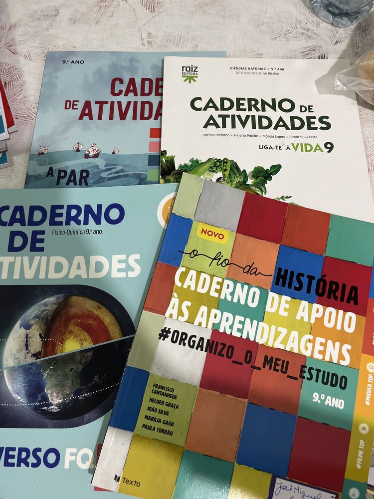 Livros de actividades 9ºano