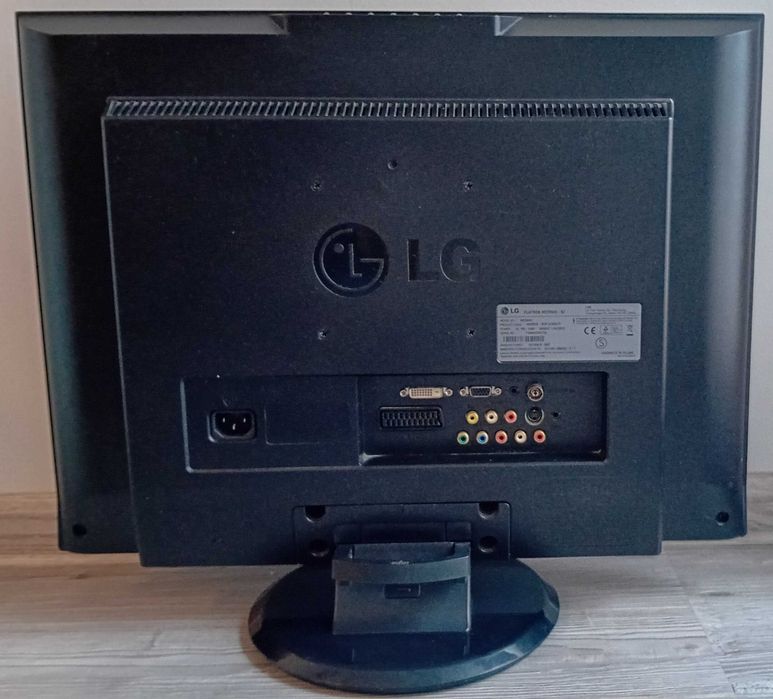 Monitor LG FLATRON M228WA-BZ 22 cale