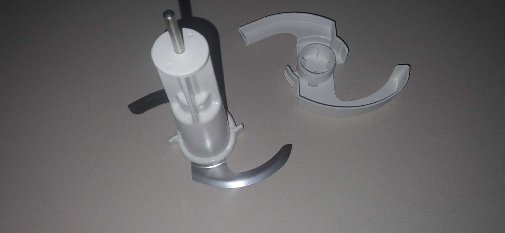 Нож основной чаши кухонного комбайна Braun K700