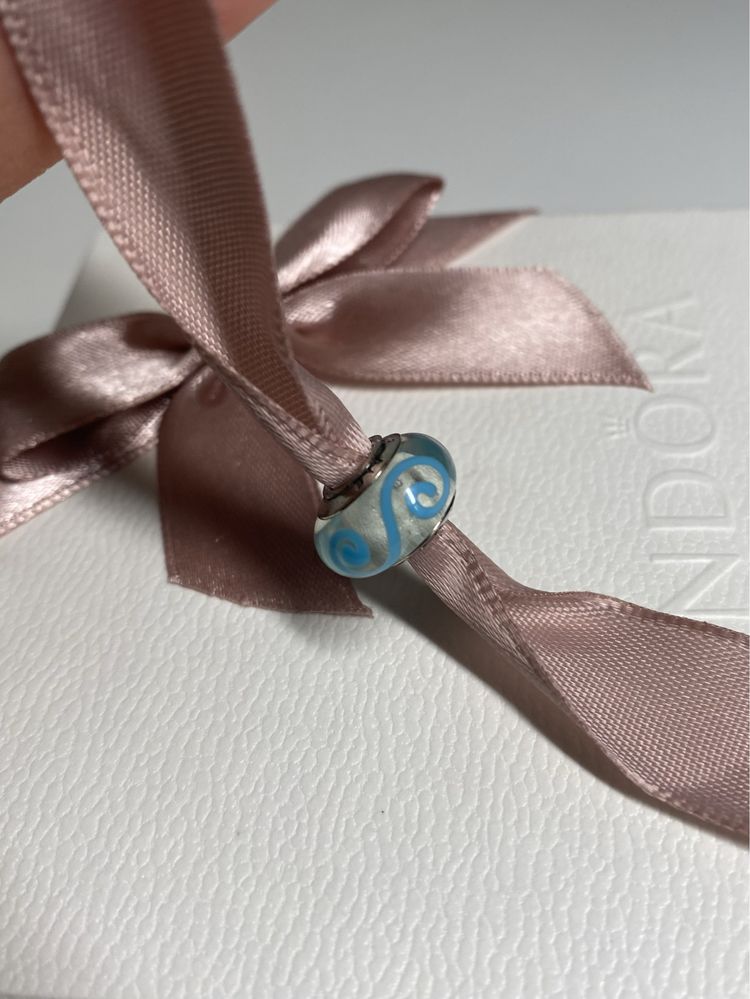 Oryginalny charms Pandora murano niebieskie spirale