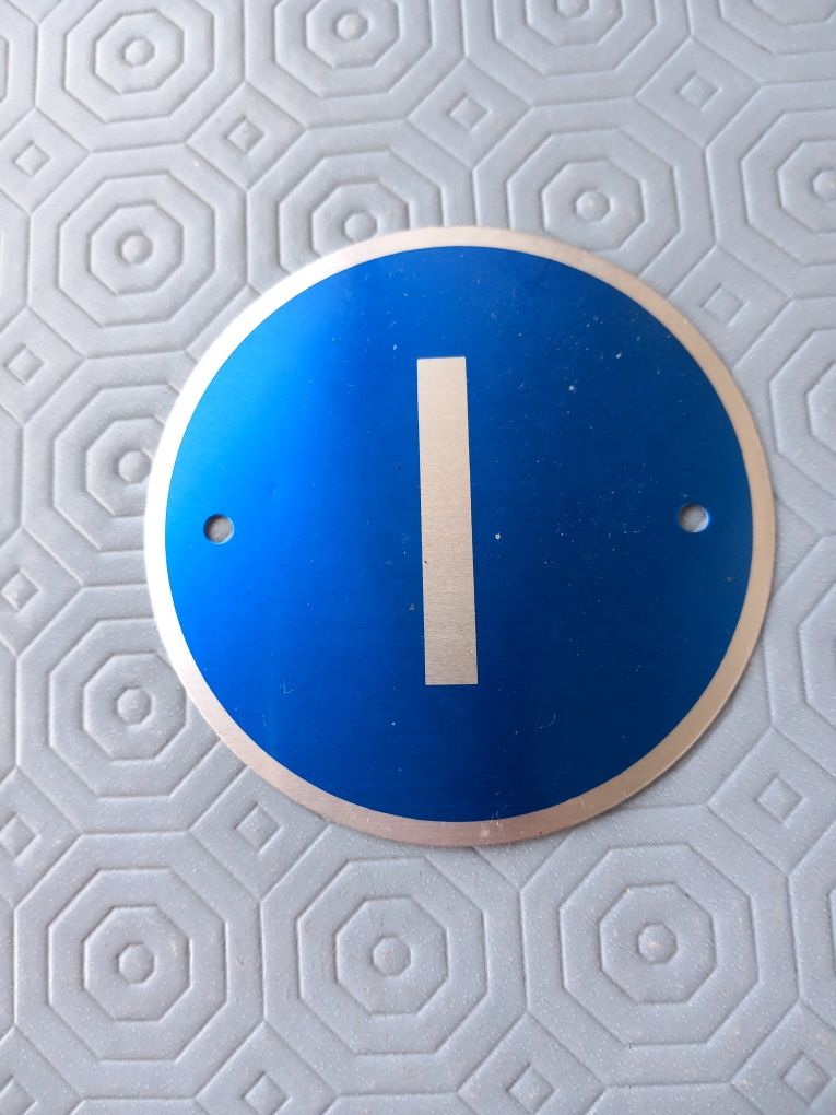 Placa "I" de Isenção para carrinhas de mercadorias