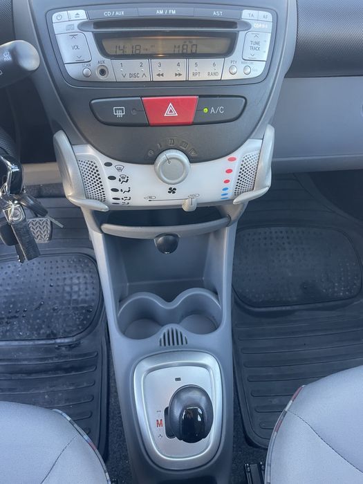 Citroen c1 caixa automatica c/ac