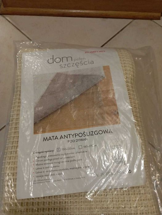 Mata antypoślizgowa pod dywan 150x220cm