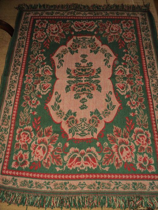 Narzuta na fotel, wełniana, ciężka 120 cm x 150 cm Vintage PRL