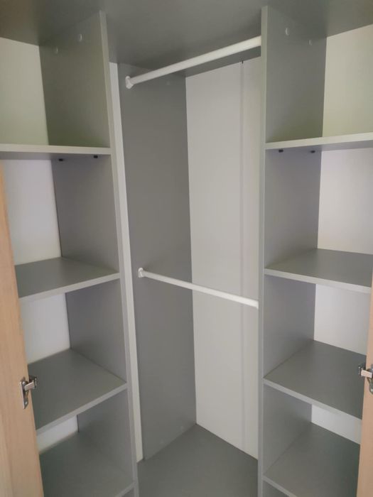 Komplet mebli do pokoju dziecka