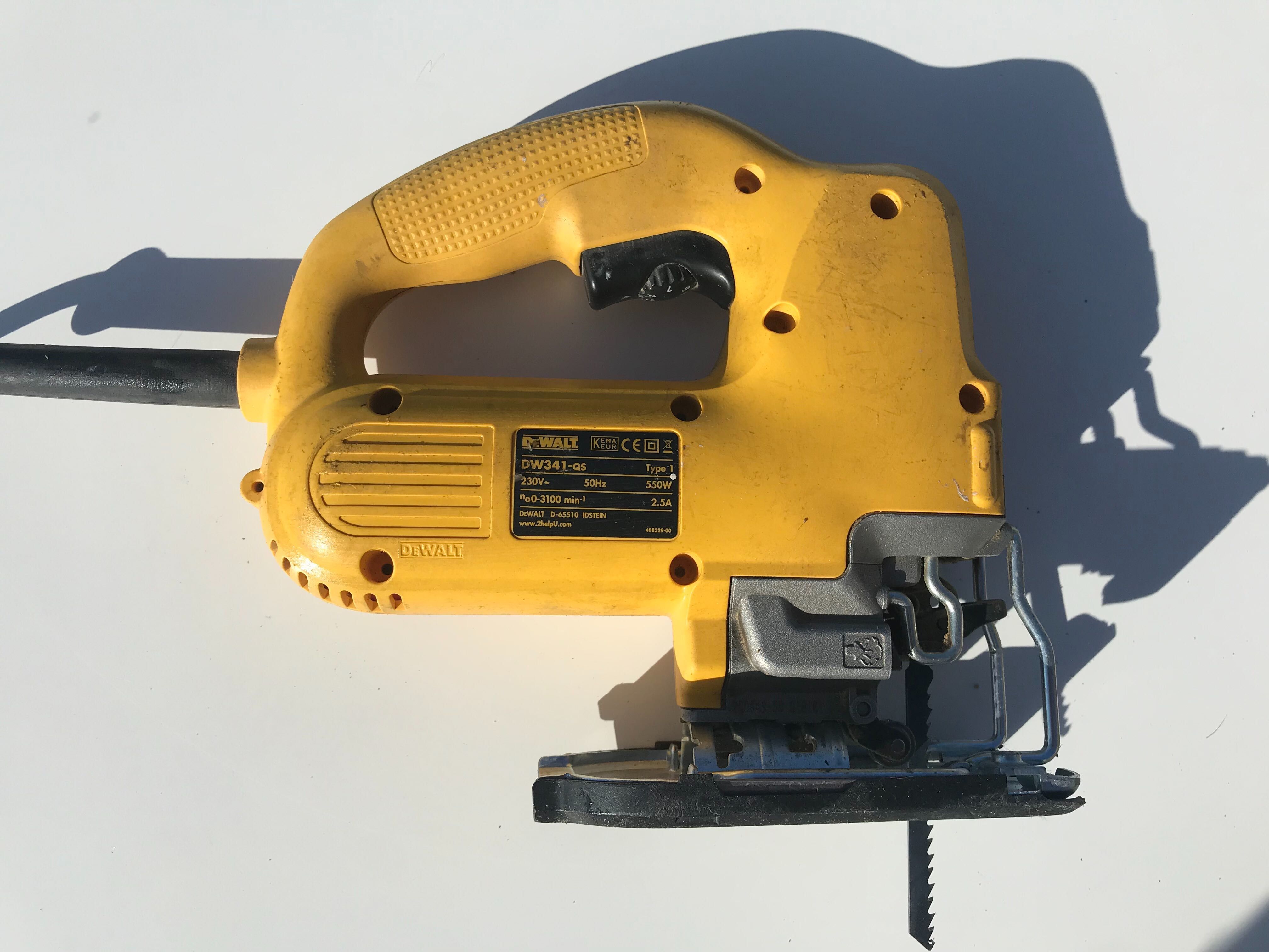 Dewalt DW341-QS Serra tico-tico