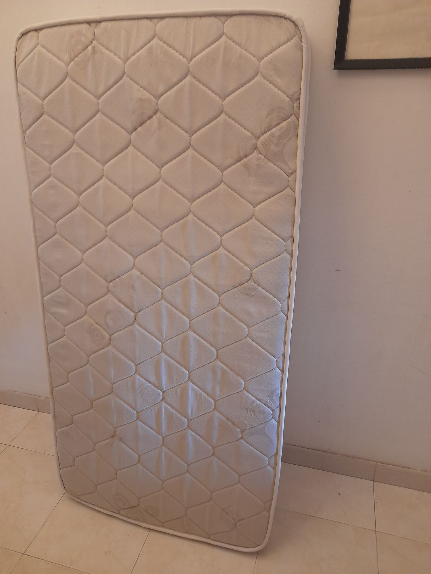 Berço de bebé e criança 70x1.40 com colchão