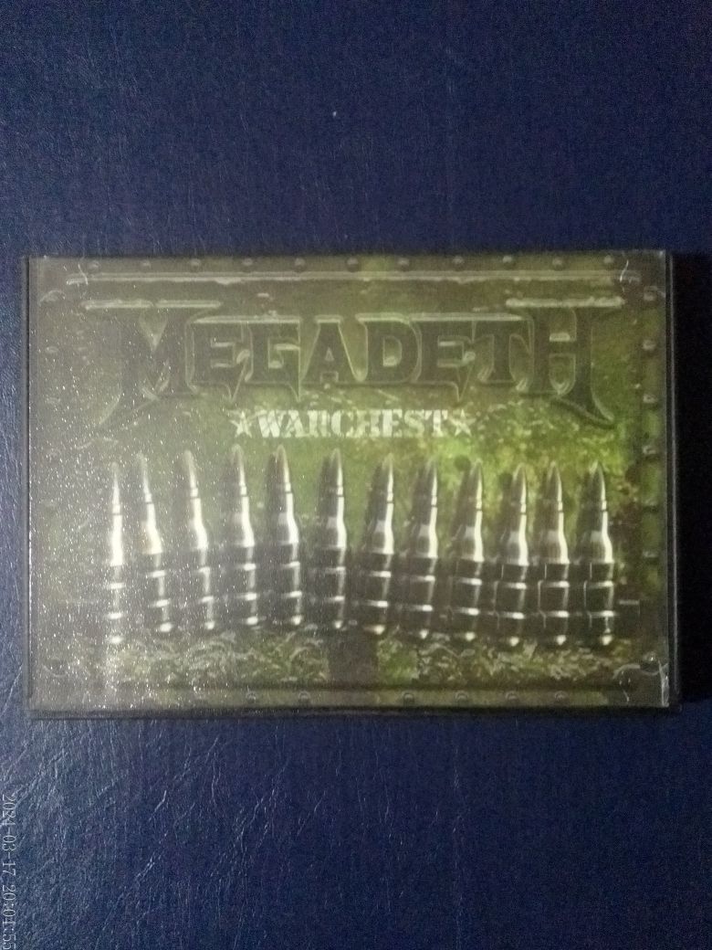 DVD музика (Queen .KMFDM .SEPULTURA . Megadeath.Iron Maiden.Europe)