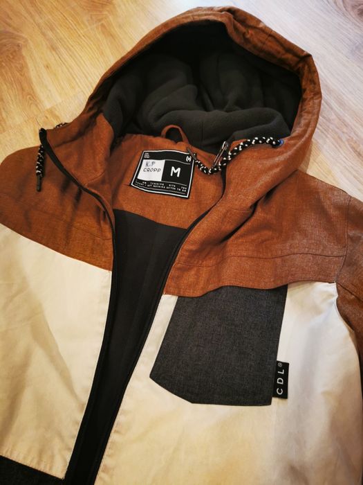 Młodzieżowa kurtka Cropp M