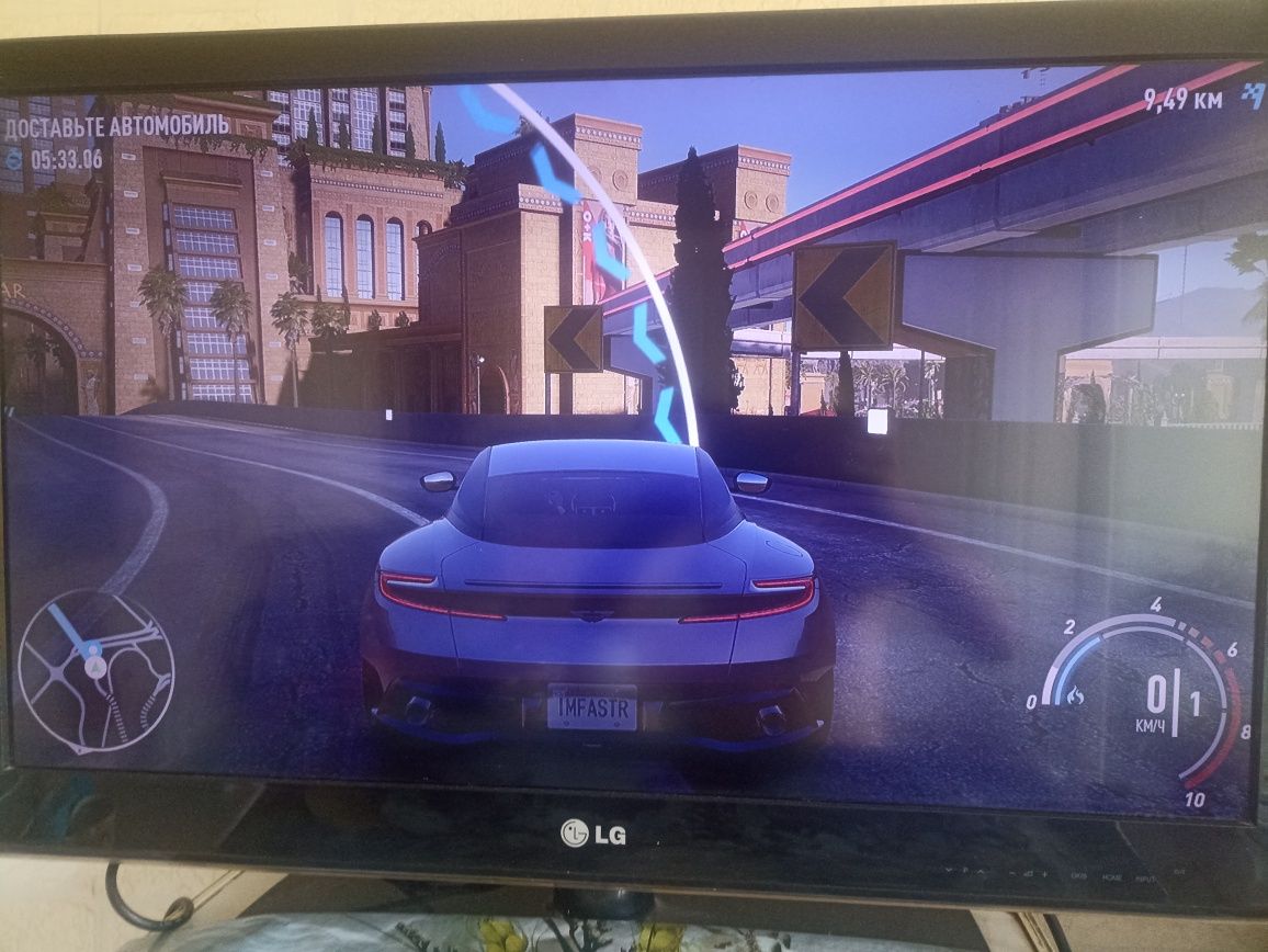 Ps4 slim в отличном рабочем состоянии(читайте описание)