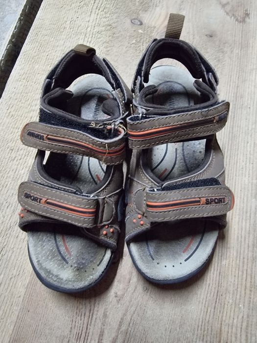 Sandałki chłopięce 30