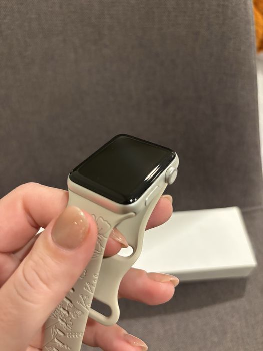 Apple Watch Series 3 (GPS) 42mm Silver Aluminium