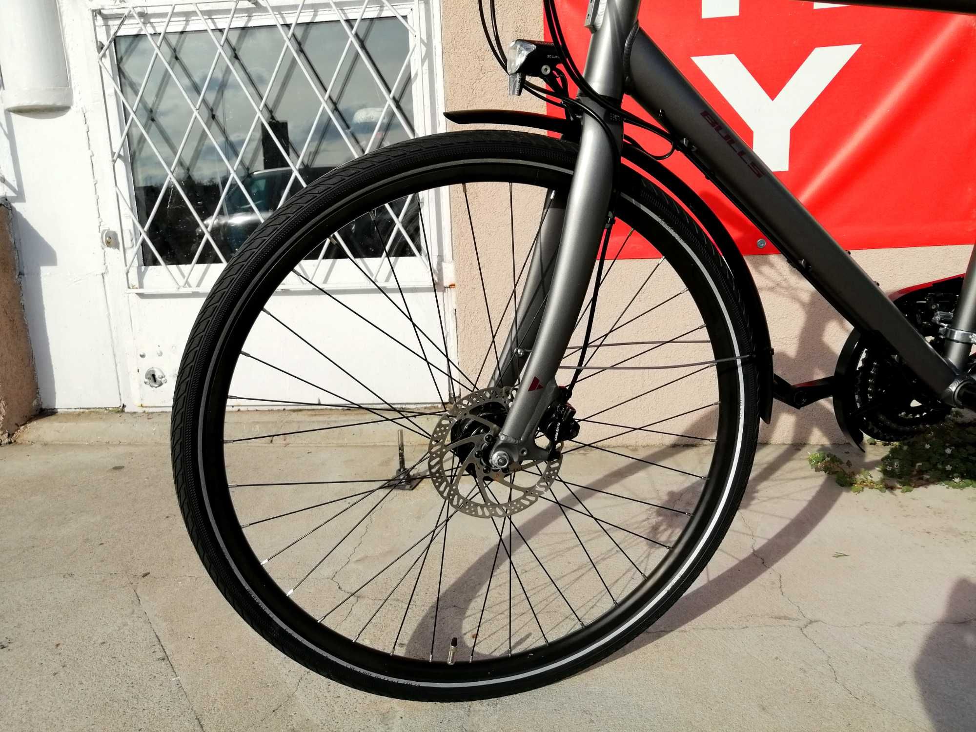 PIĘKNY BULLS URBAN 24S Roz 22" HYDRAULIKA Tektro Koła 28 Shimano Deore