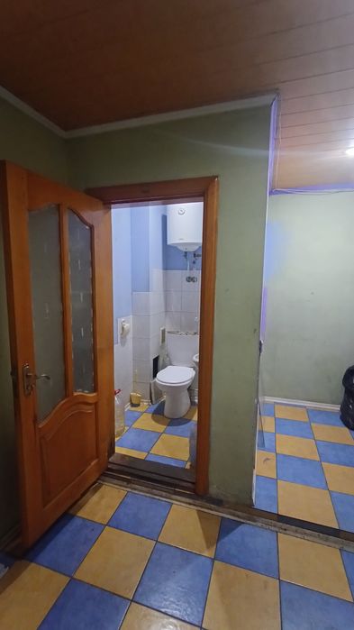 Приміщення на вулиці Лісового, Східний 3