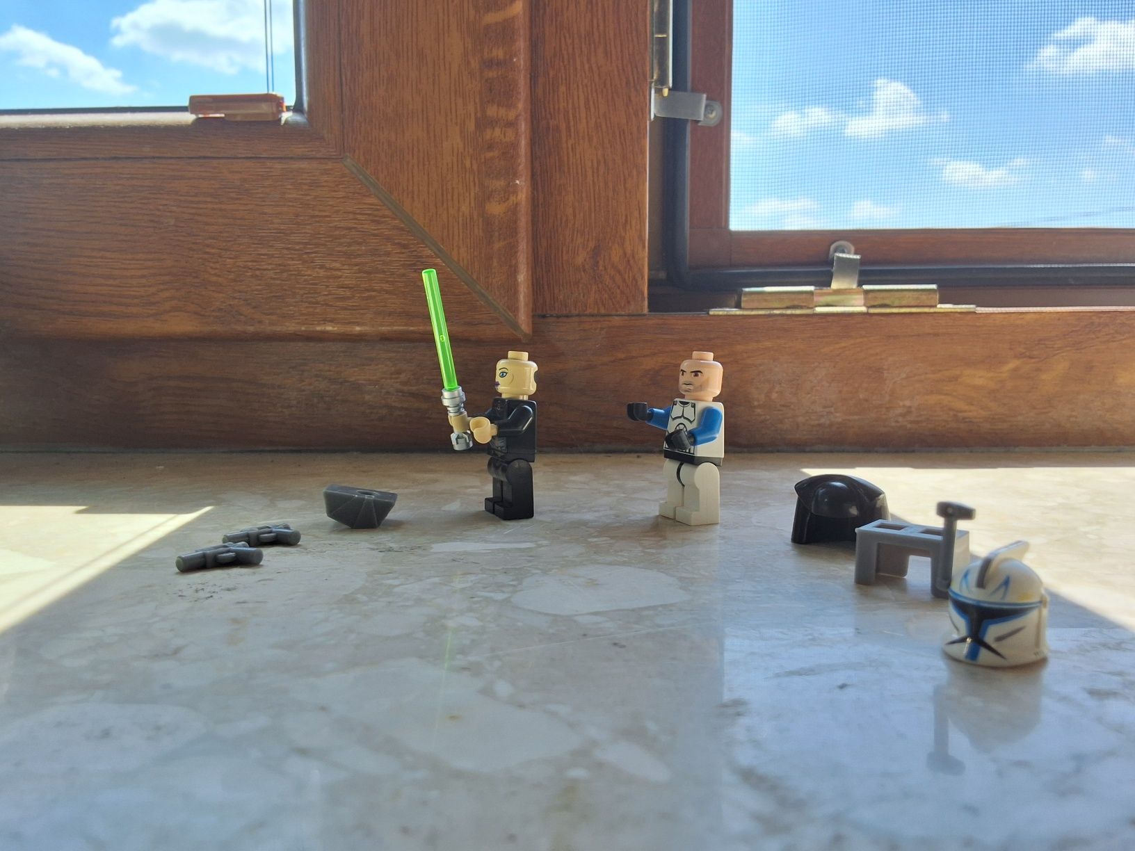 LEGO STAR WARS 7869 Battle for Geonosis Rex Luminara