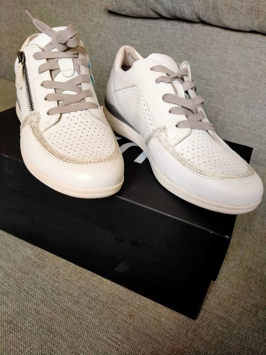 Туфлі-кросівки жіночі Jana(Німеччина). р.40