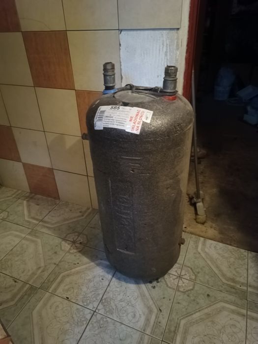 Podgrzewacz poziomy DELFIN, pojedyncza wężownica, izolacja szara