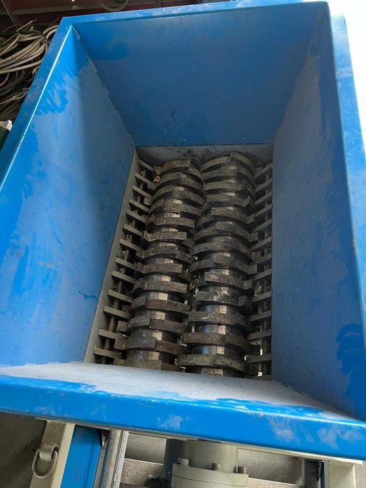 Młyn rozdrabniający wolnoobrotowy przemysłowy Fante FT2S 800 Shredder