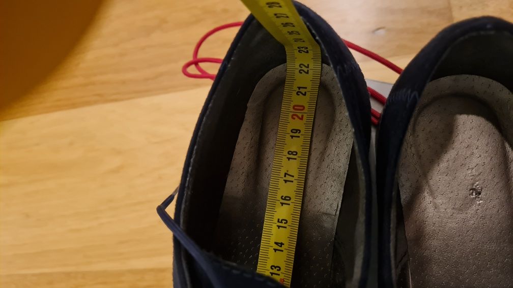 Buty pantofle komunia, wesele r.33. 22cm idealny stan