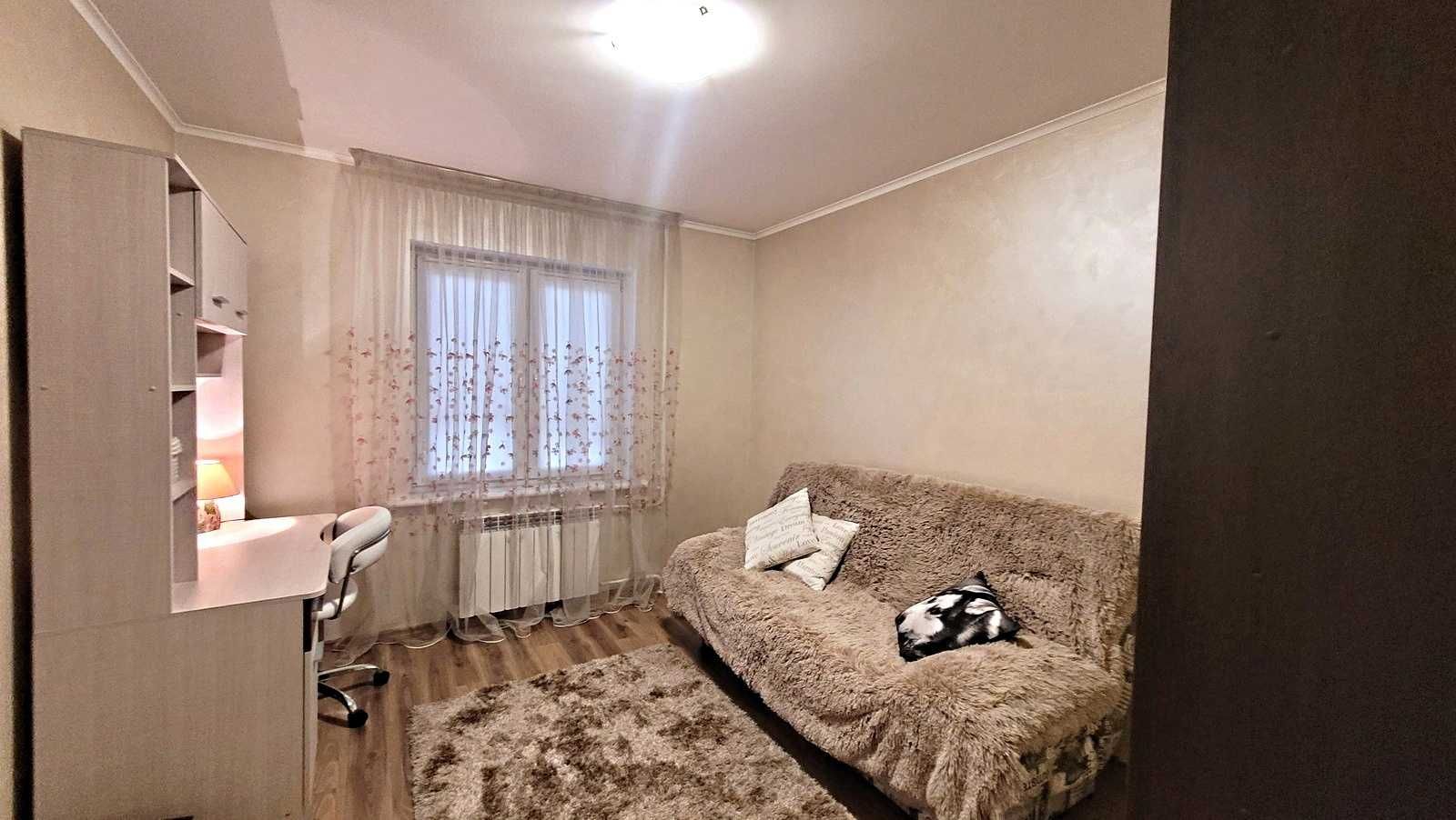 Продам 2 комнатную квартиру. Центр Таирова. Капремонт, мебель, техника