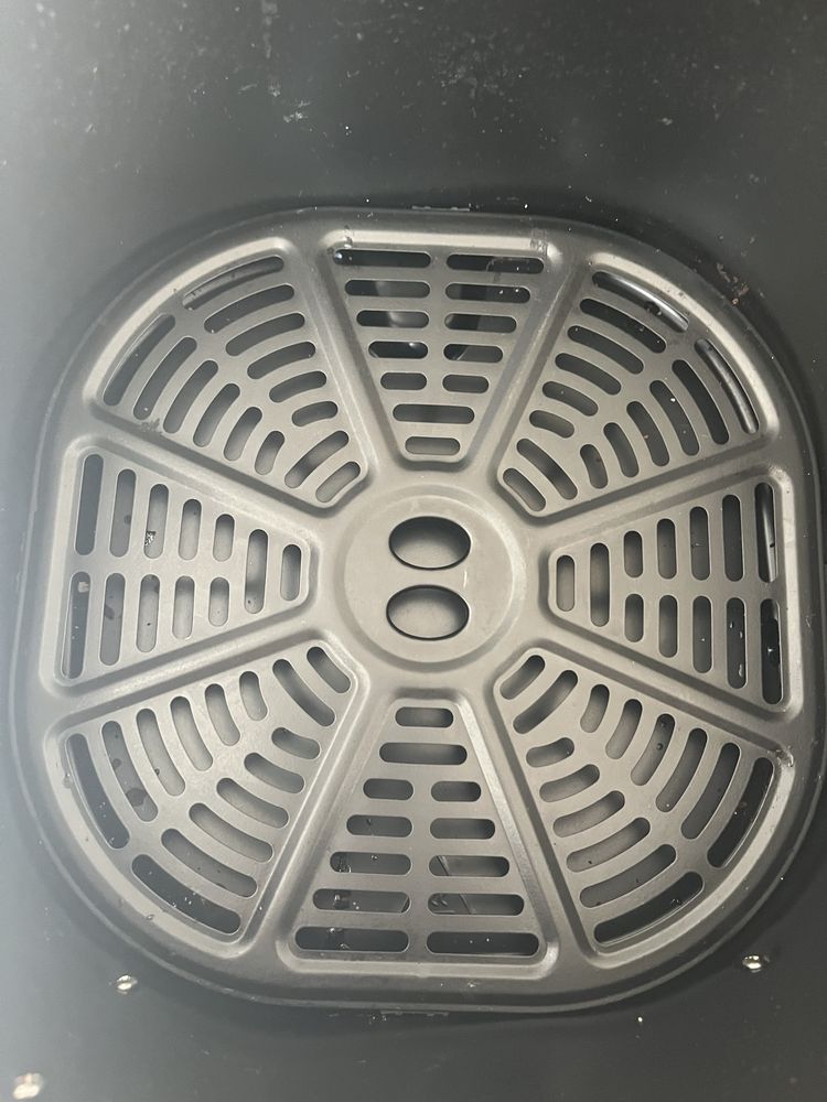 Airfryer com pequena avaria