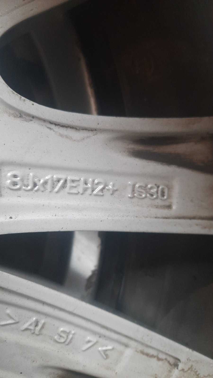 Продам поштучно оригінальні диски  BMW R17 8J ET30.