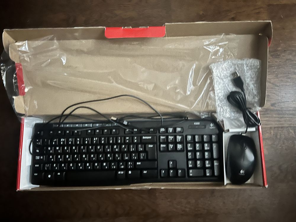 Клавиатура Logitech k200 media keyboard и мышка проводная