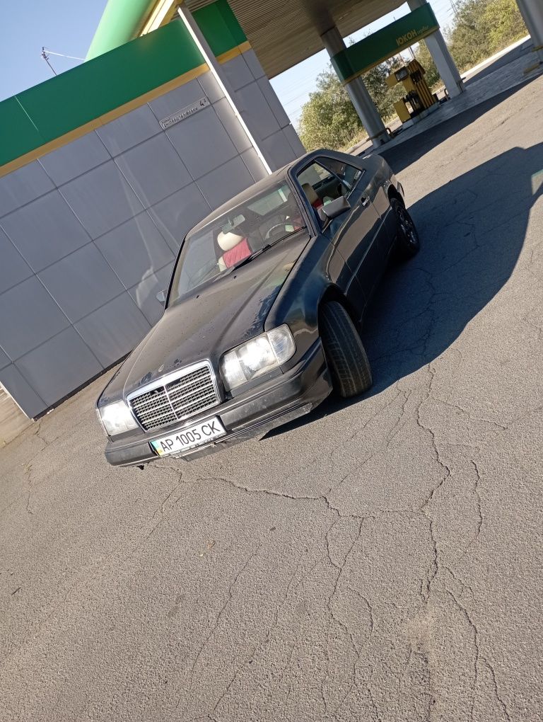 Мерседес 124 купе срочно
