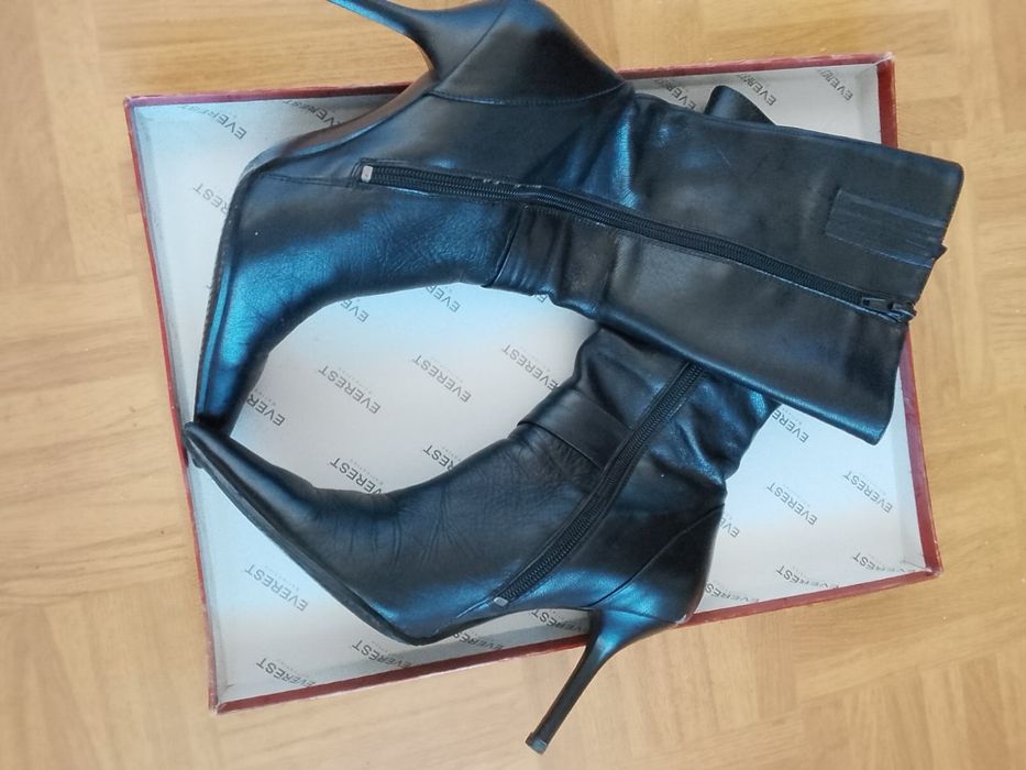 Сапоги женские шпилька