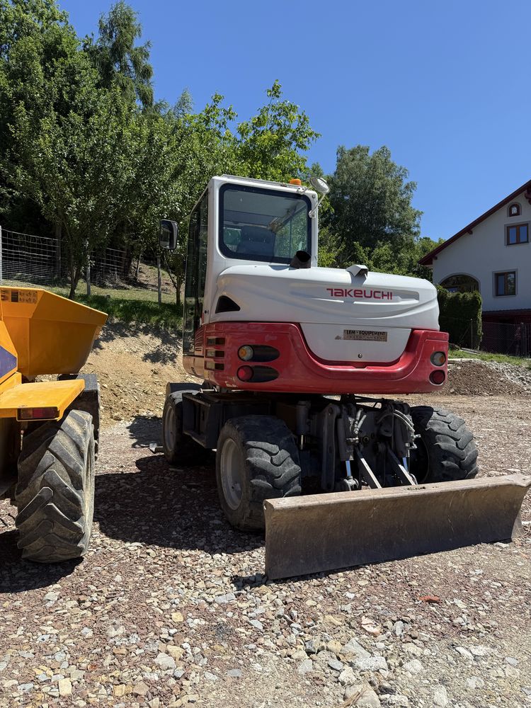 Koparka kołowa Takeuchi TB295w