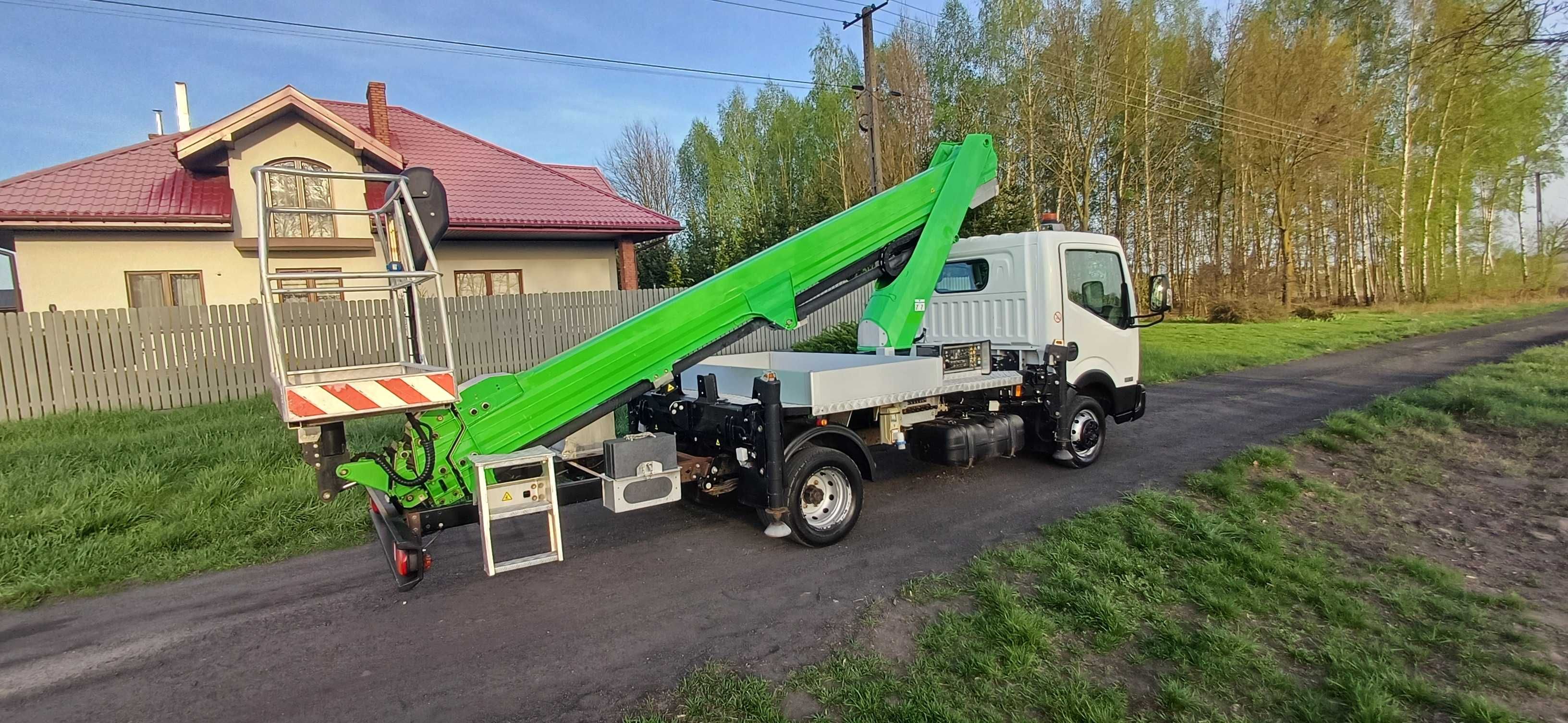 Nissan Cabstar  Isoli PT230 23m zwyżka, podnośnik koszowy gsr isoli