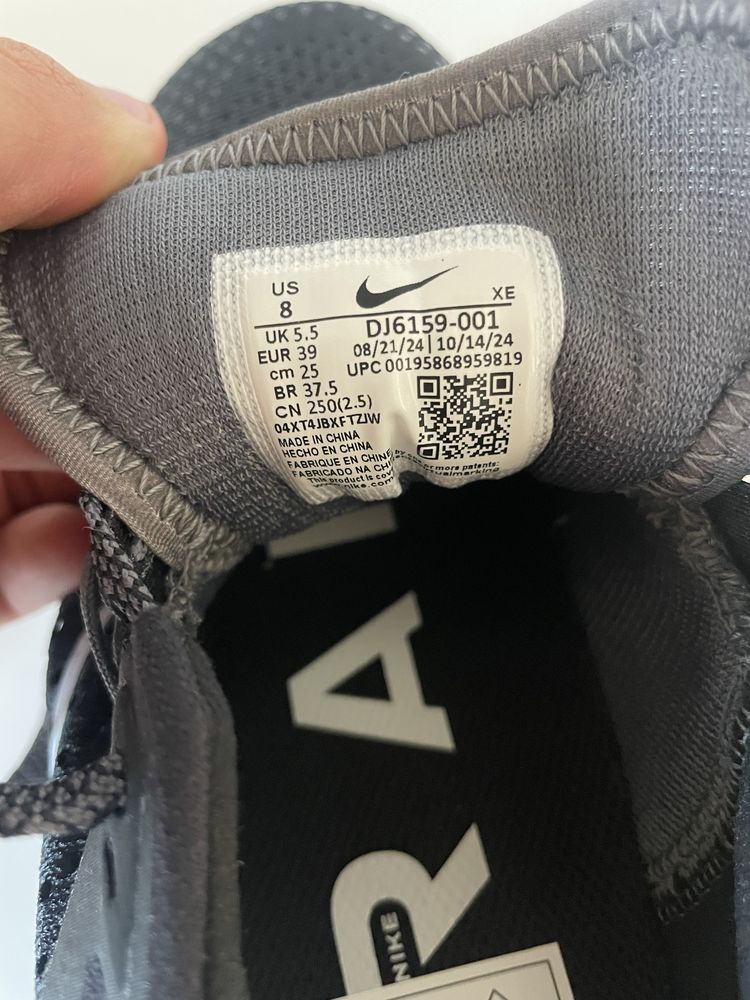 Sprzedam nowe buty nike pegasus r. 39 oryginalne