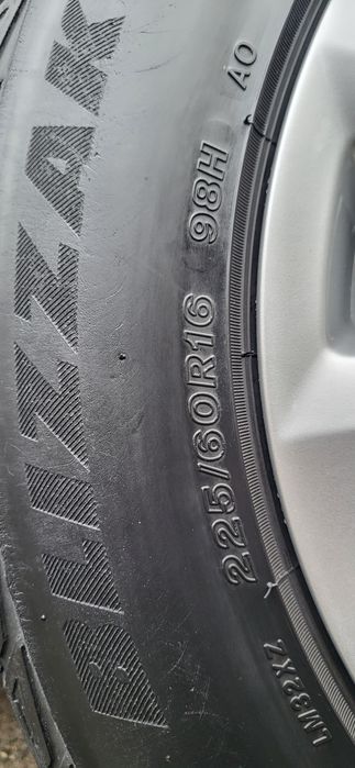 Sprzedam kola stan alufelg bdb opony zimowe Audi a6 16cali