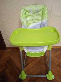 Продам  детский стульчик для кормления б/у фирма Омега два  положения