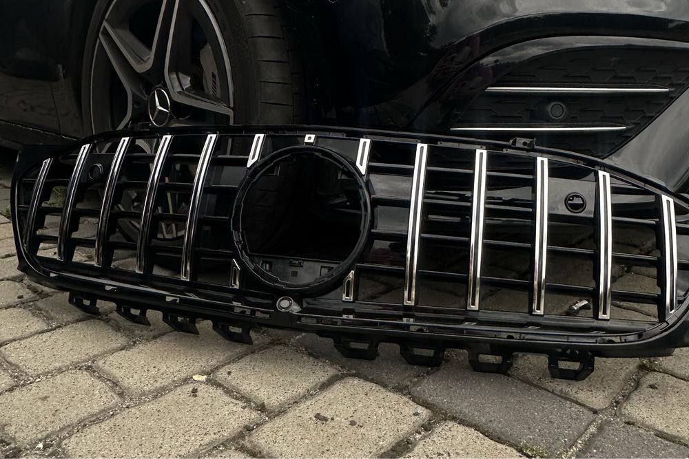 Grill Mercedes CLA 35 AMG