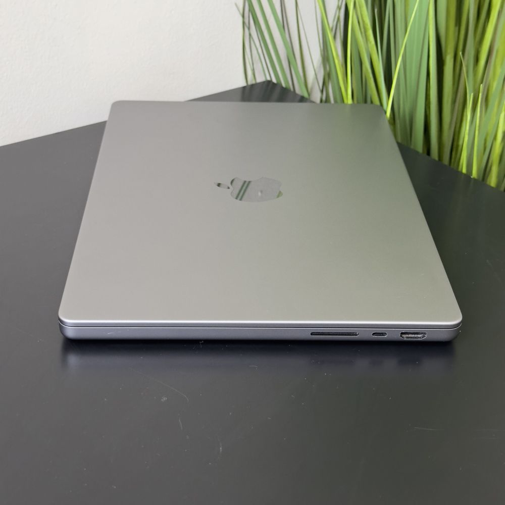 MacBook Pro 14 2021	Space 	M1 pro	16/1T	$1470|№1493