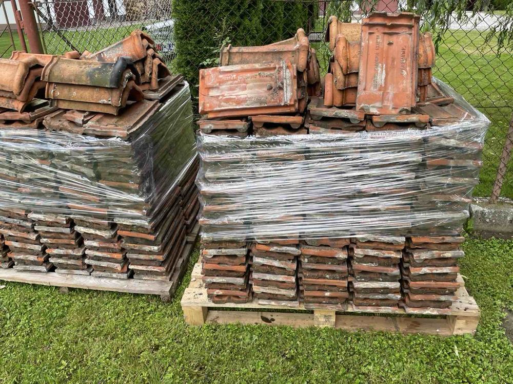 Dachówka ceramiczna stara z rozbiorki dworku