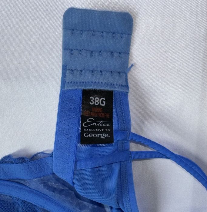 Неймовірно ніжний прозорий бюстгальтер з вишивкою george