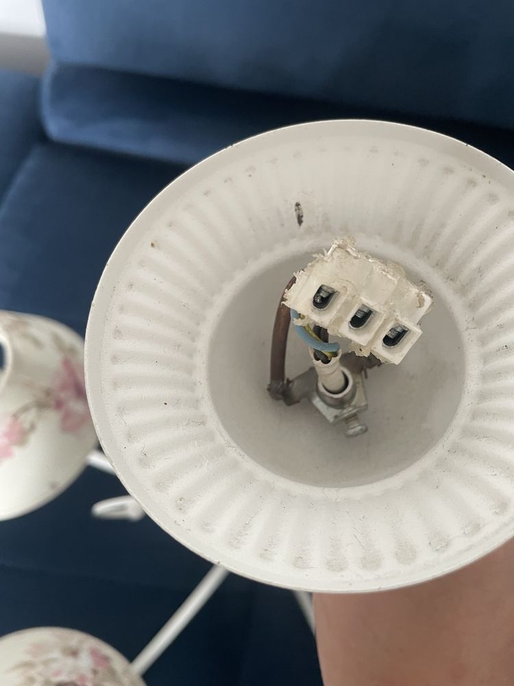 Piękny, stylowy żyrandol, lampa, okazja prowansalski styl