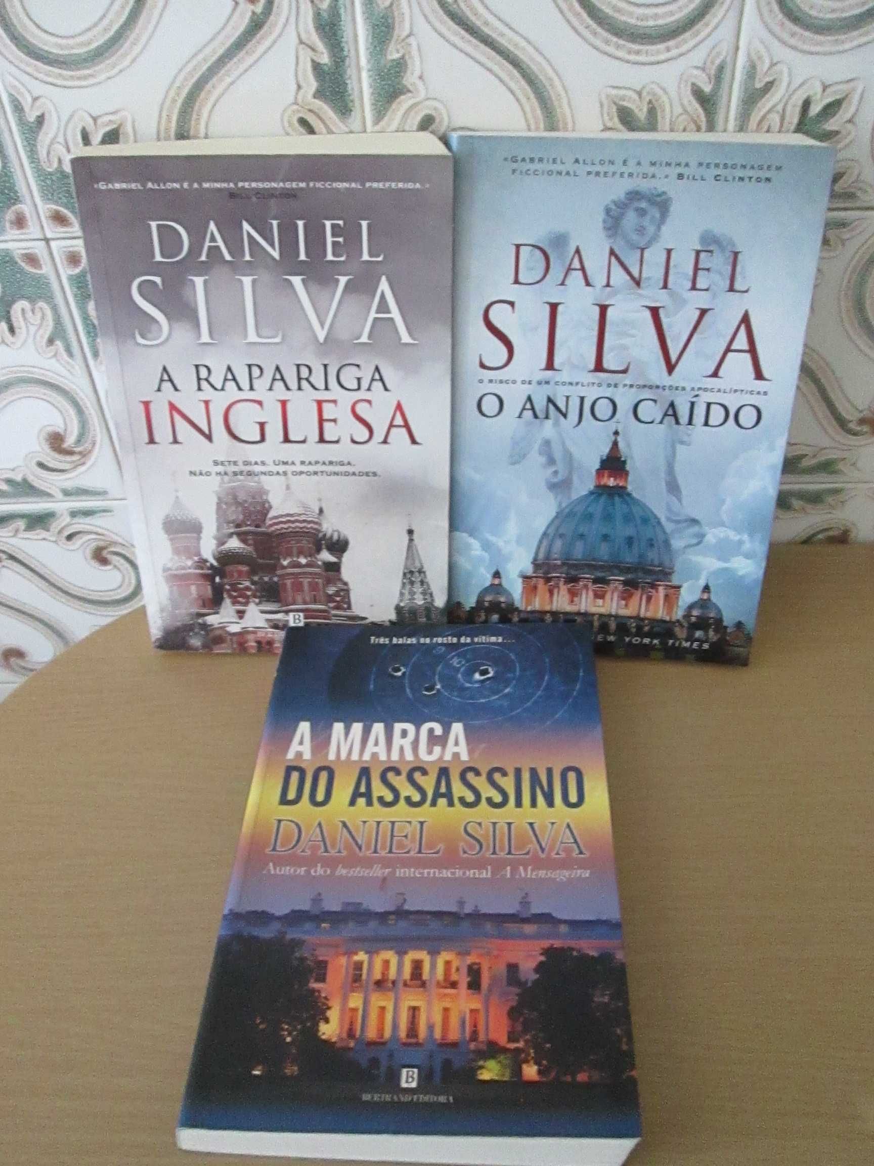 Livros Daniel Silva (oferta de Portes)
